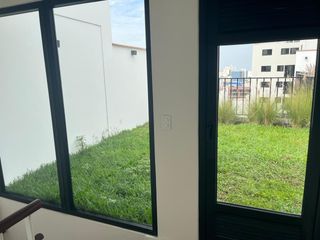 Foto 52 de VENDO LINDO DUPLEX DE ESTRENO 1DORM CON JARDIN Y TERRAZA MAS AREA SOCIAL TERRAZA, PISICINAA, BBQ Y BAR EN MIRAFLORESS