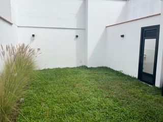 Foto 49 de VENDO LINDO DUPLEX DE ESTRENO 1DORM CON JARDIN Y TERRAZA MAS AREA SOCIAL TERRAZA, PISICINAA, BBQ Y BAR EN MIRAFLORESS