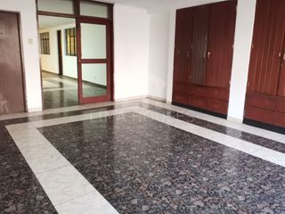 Foto 8 de ALQUILO LOCAL COMERCIAL OFICINA EN LA VICTORIA - 2do PISO