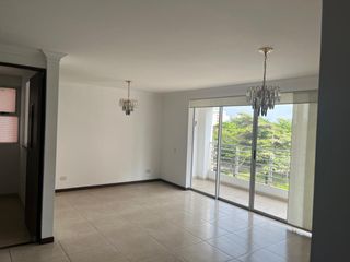 Foto 8 de VENTA  ¡TU NUEVO HOGAR TE ESPERA! AMPLIO APARTAMENTO EN PARQUES DE LA FLORA