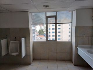 Foto 12 de OFICINAS EN RENTA AV. COLON Y YANEZ PINZON 6 PISO