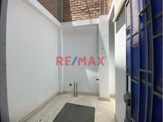 Foto 4 de Alquilo Local Comercial En Primer Piso