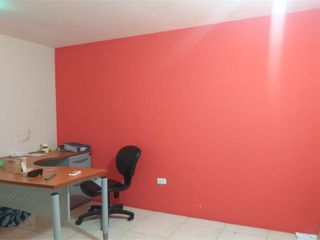 Foto 3 de Galpón Y Ferreteria De Venta Zona Centro Quinindé Y/T