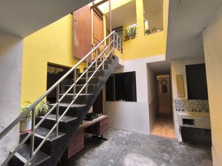 Foto 12 de Amplia Casa En Venta – Independencia