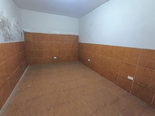 Foto 16 de Amplia Casa En Venta – Independencia