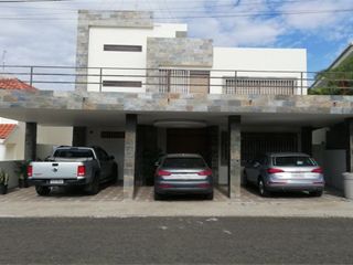 Foto 10 de Casa De Venta En Manta Zona Sur Y/T