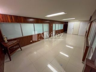 Foto 15 de Alquilo Local Comercial de 285 m² en Chorrillos