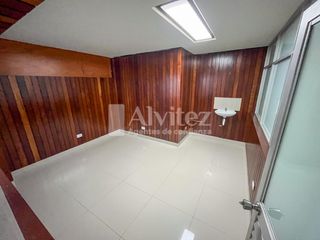 Foto 17 de Alquilo Local Comercial de 285 m² en Chorrillos