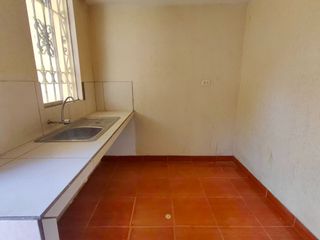 Foto 14 de Alquiler De Casa De Un Piso En Urb. Villas Del Sol De Los Portales - Ica
