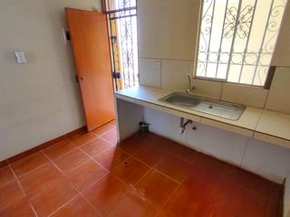 Foto 13 de Alquiler De Casa De Un Piso En Urb. Villas Del Sol De Los Portales - Ica