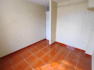 Foto 15 de Alquiler De Casa De Un Piso En Urb. Villas Del Sol De Los Portales - Ica