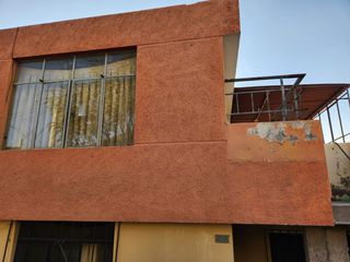 Foto 3 de Vendo casa como terreno en San Martin de Socabaya
