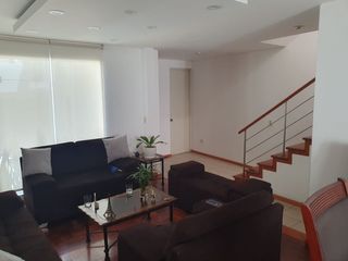 Foto 1 de vendo linda casa en quinta privada  parte baja de cayma $ 230,000 negociable