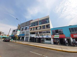 Foto 7 de Alquiler Local Comercial En San Borja, Calle Remington, Zona De Alto Transito Totalmente Comercial, Seguridad Y Estacionamientos!