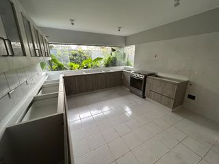 Foto 8 de LINDA CASA EN CONDOMINIO, 4 DORMITORIOS, SANTIAGO DE SURCO