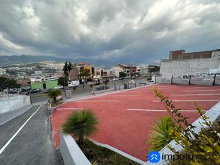 Foto 2 de Arriendo amplio local para concesionario de vehículo