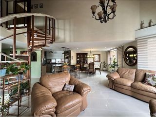 Foto 9 de VENTA PENTHOUSE LAURELES