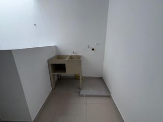 Foto 9 de ARRIENDO EXCELNTE APARTAMENTO, CALAMARI