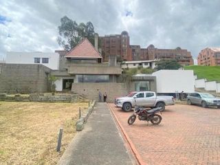 Foto 1 de Propiedad comercial en alquiler 3.200m2T, Gran Colombia y Unidad Nacional