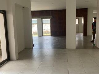Foto 16 de Propiedad comercial en alquiler 3.200m2T, Gran Colombia y Unidad Nacional