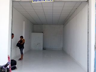 Foto 2 de ALQUILO LOCAL COMERCIAL EN LA PLAZA DE ARMAS