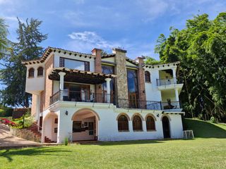 Foto 1 de Casa campestre en Venta Llano Grande Rionegro, de 2.252 m2 de lote
