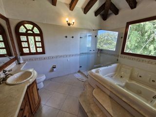 Foto 14 de Casa campestre en Venta Llano Grande Rionegro, de 2.252 m2 de lote