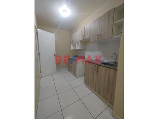 Foto 2 de Alquiler De Dpto Con Ascensor En Condominio Alameda Santa Ana // ID: 1136563