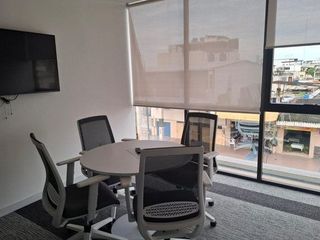 Foto 5 de Oficina de lujo en el casco comercial de Machala