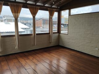 Foto 1 de VENTA DE CASA CON LOCAL COMERCIAL Y DEPARTAMENTOS