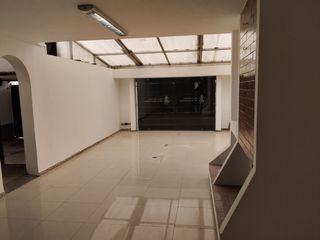 Foto 24 de VENTA DE CASA CON LOCAL COMERCIAL Y DEPARTAMENTOS