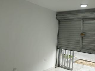 Foto 2 de ALQUILO LOCAL COMERCIAL/OFICINA /ALAMACEN EN LOS OLIVOS 20M2