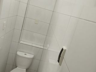 Foto 5 de ALQUILO LOCAL COMERCIAL/OFICINA /ALAMACEN EN LOS OLIVOS 20M2