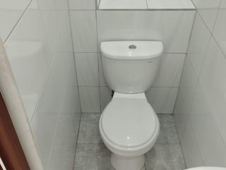 Foto 6 de ALQUILO LOCAL COMERCIAL/OFICINA /ALAMACEN EN LOS OLIVOS 20M2