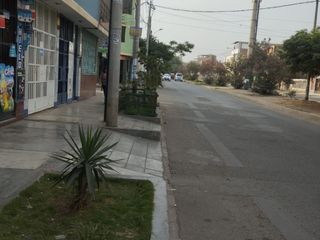 Foto 10 de ALQUILO LOCAL COMERCIAL/OFICINA /ALAMACEN EN LOS OLIVOS 20M2
