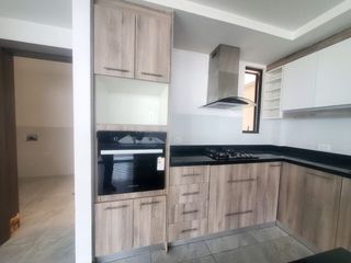 Foto 3 de SE RENTA HERMOS CASA DE TRES HABITACIONES ENTUMBCO