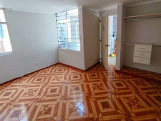 Foto 10 de ¡Buena Oportunidad En Condevilla – Smp! Departamento En Venta 3Er Piso Con Balcon Vista Al Parque