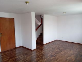 Foto 3 de ¡Vendo Depa Duplex! - Urb. Campo Alegre Ica