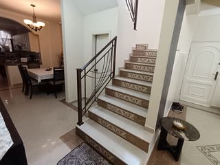 Foto 6 de Casa de venta La Garzota 3, 4 dormitorios, 2 parqueos, Norte de Guayaquil.