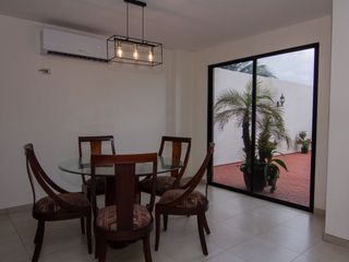 Foto 4 de Hermosa Casa de Venta en Bosques de la Costa
