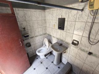 Foto 5 de se vende casa como terreno en Carabaylllo de 260 M2