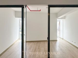 Foto 4 de Alquiler de oficina de 24 m2 en el novedoso edificio Connect, Barranco