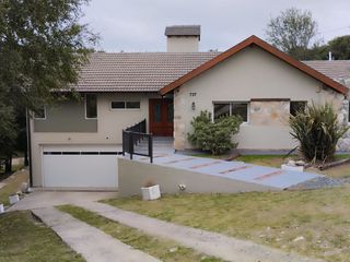 Foto 2 de Casa En Las Sierras De Cordoba, Inmejorable Calidad De Construcción Y Distribucion De Ambientes