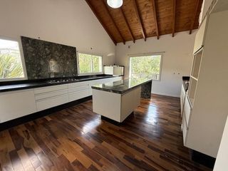Foto 8 de Casa En Las Sierras De Cordoba, Inmejorable Calidad De Construcción Y Distribucion De Ambientes