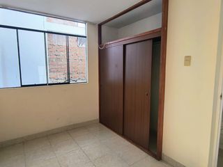 Foto 4 de VENDO LINDO DEPARTAMENTO TERCER PISO URB. ROSA DE AMERICA(ALORA)