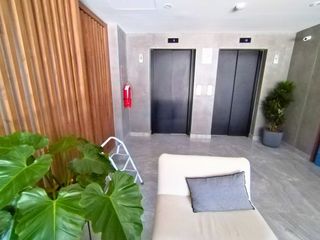 Foto 5 de Alquiler Miraflores - Dúplex Penthouse de 2 Dorm + Cocina Equipada + 1 Cochera + Áreas Comunes