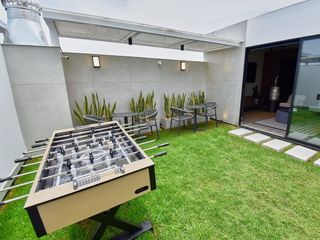 Foto 11 de Alquiler Miraflores - Dúplex Penthouse de 2 Dorm + Cocina Equipada + 1 Cochera + Áreas Comunes