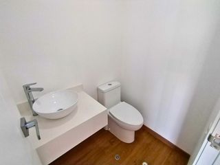 Foto 18 de Alquiler Miraflores - Dúplex Penthouse de 2 Dorm + Cocina Equipada + 1 Cochera + Áreas Comunes