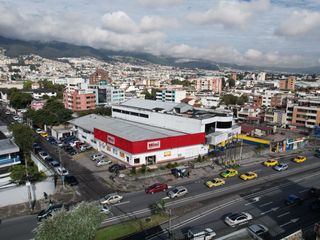 Foto 1 de Gran Oportunidad de Inversión Venta de Bodegas y Oficinas