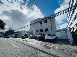 Foto 5 de Gran Oportunidad de Inversión: Galpón en Venta Sector El Inca